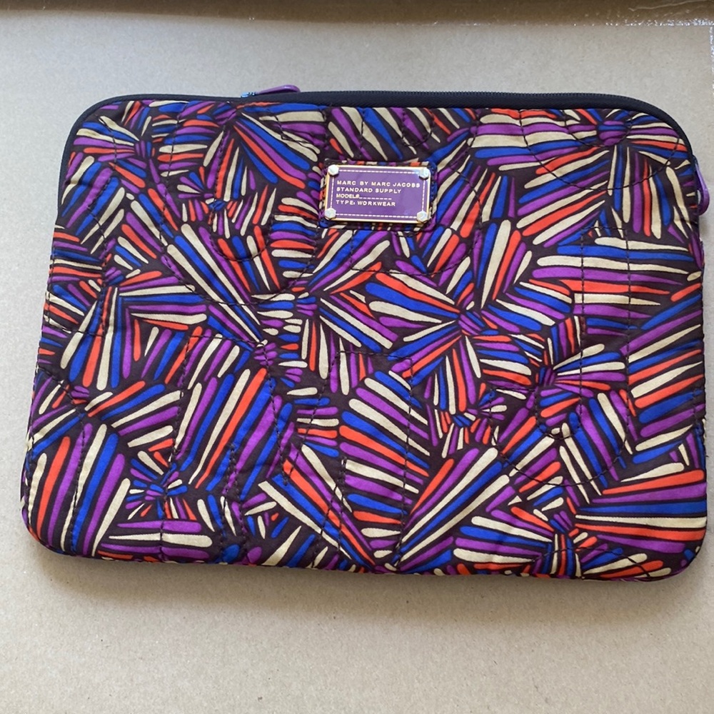 Sale Marc Jacobs Large Quilted Travel Bag Clutch Standard Supply Workwear